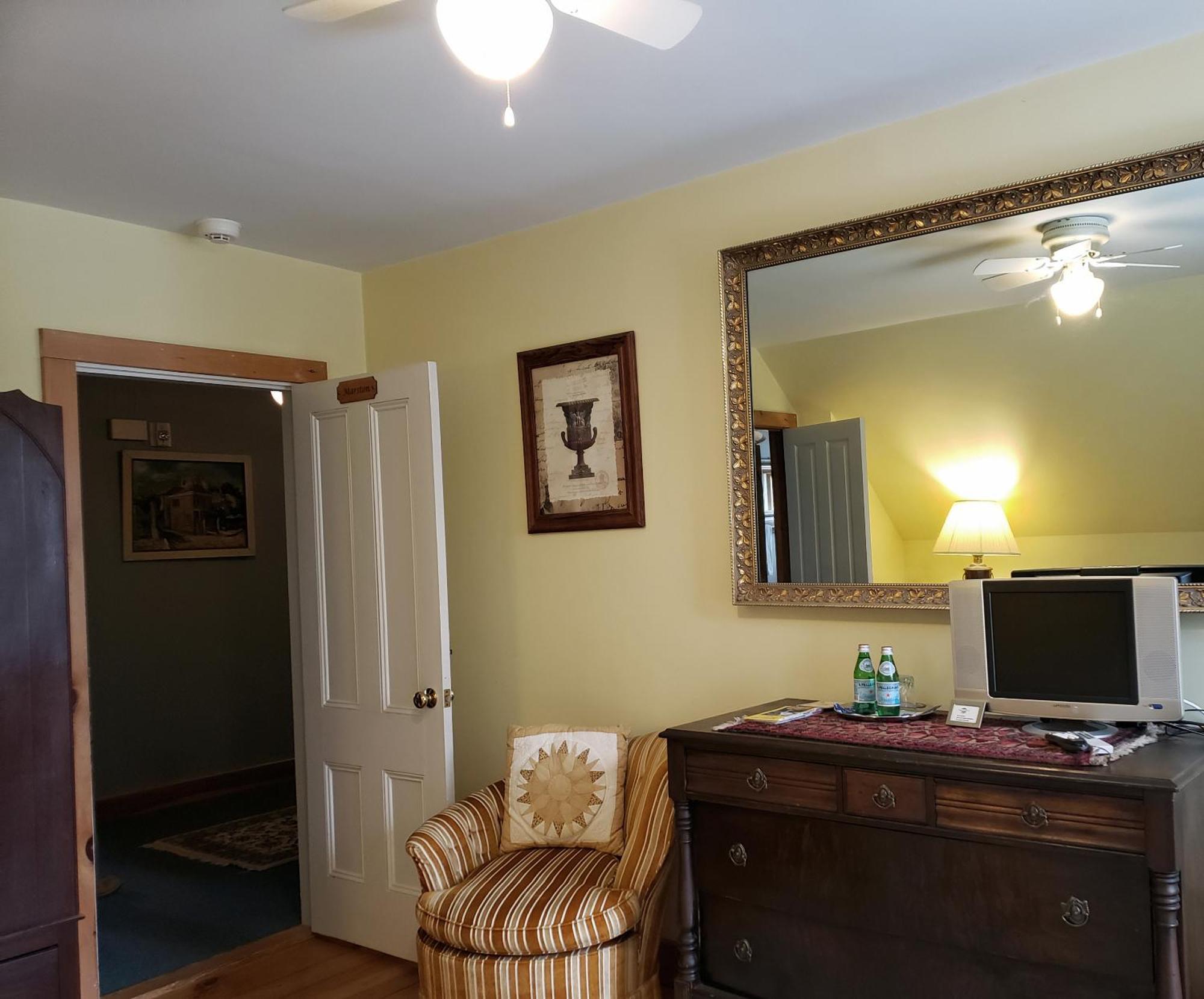 Highland Lake Inn Andover Oda fotoğraf
