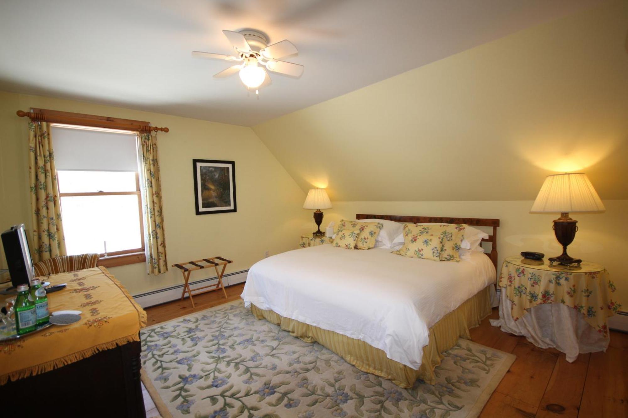 Highland Lake Inn Andover Oda fotoğraf
